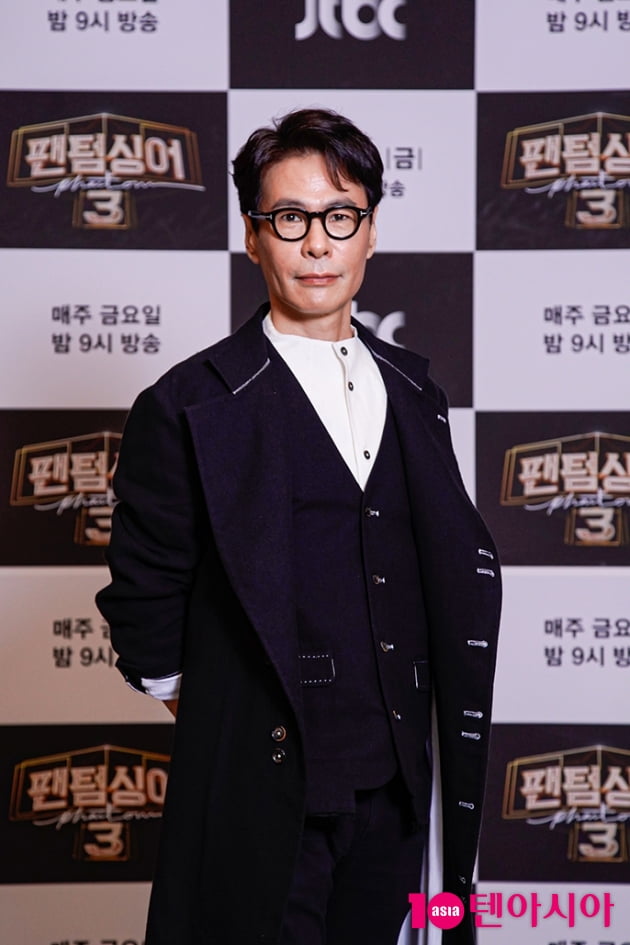 [TEN 포토] '팬텀싱어3' 윤상, '부드러운 미중년'