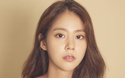 배우 한승연, YGX와 전속계약 체결…"전폭 지원할 것"