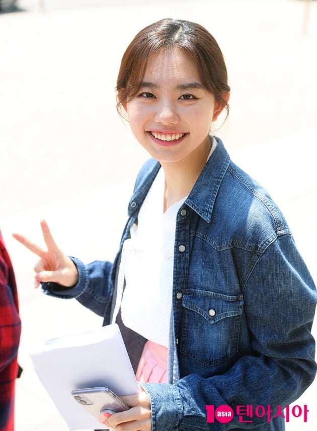 [TEN 포토] 김소혜 '방송국에서 만난 예쁜애'