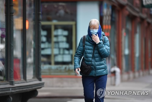 발찌에 벌금까지…미국 지자체, 코로나19 지침 위반에 강경조치