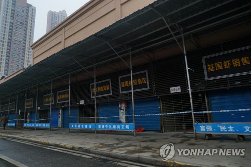 마크롱 "감춰진 것 있다" 중국 코로나19 대처에 의문