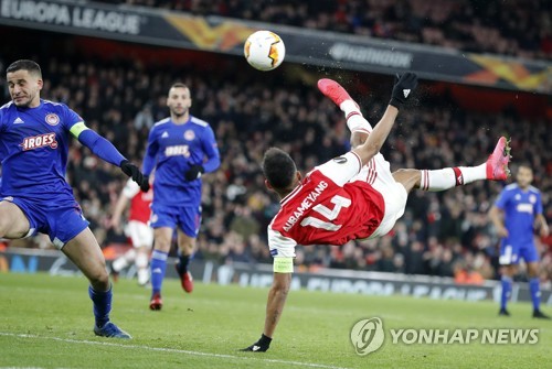 오바메양의 우승은 언제?…가봉축구협회장 "아스널 떠나라"