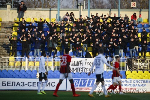 코로나19에도 축구하는 벨라루스…국제선수협 "이해 못 할 일"