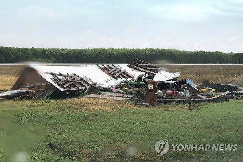 코로나19도 힘든데…부활절 미 남부 토네이도 강타로 18명 사망(종합)