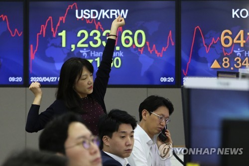 아시아 증시 'BOJ 국채 매입 한도 폐지'에 동반 강세