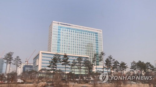 "필로폰 소지·투약했어도 체포과정에 위법 있었다면 무죄"