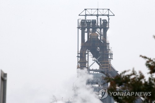 코로나 충격에 철강산업 실적 '뚝'…車·건설 부진 '유탄'