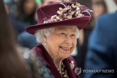 영국 코로나19 사망자 684명 늘어나…"주말에도 집에 머물러야"(종합)