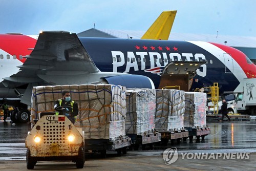 NFL 뉴잉글랜드의 아름다운 '애국'…뉴욕에 마스크 '터치다운'