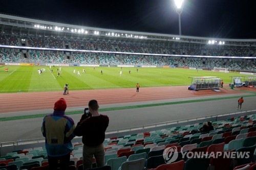 '리그 강행' 벨라루스축구협회 "중단할 이유 없어"