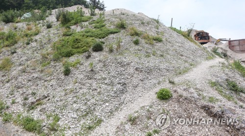 골칫거리 굴 패각으로 친환경 어초 만든다