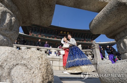 한복 입으면 관광명소 무료입장 지역 확대 '지자체 공모'