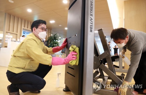 서울 강동구, 취약계층 대학생에 온라인학습용 태블릿 지원