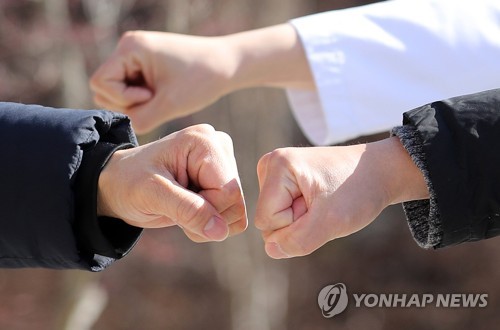 코로나19 재양성 사례 163명…전체 격리해제 중 2.1% 차지