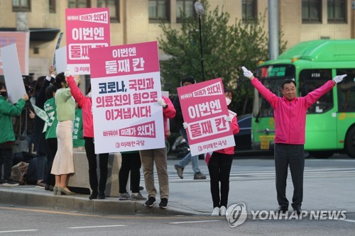 [총선 D-13] 종로 집중 황교안·전국 도는 김종인…통합당 투트랙 유세