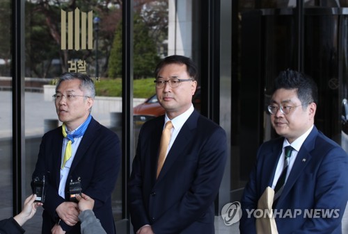 여야 '전국민 재난지원금 지급' 경쟁 가열…막말·조국 난타전(종합)