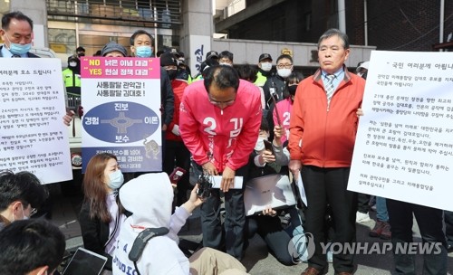 '제명' 김대호 "부당한 조치…재심청구하고 완주하겠다"(종합)