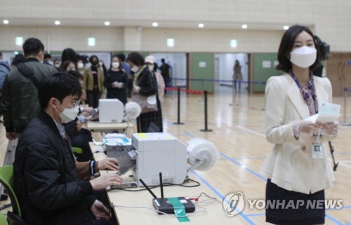 울산시·선관위 "투표소에서 마스크·위생장갑 착용해야"