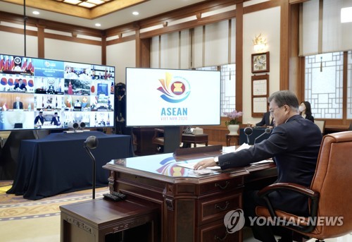 문대통령 "코로나19 아세안 대응기금 설립…가시적 성과 중요"(종합2보)