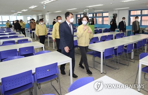 등교 준비 직접 본 방역전문가들 "학교 방역지침 강화해야"(종합2보)