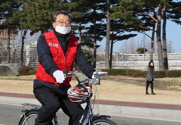 미래통합당의 전신인 새누리당 대표를 지낸 무소속 이정현 의원이 "유승민 의원을 당장 내보내라"고 주장했다. /사진=연합뉴스