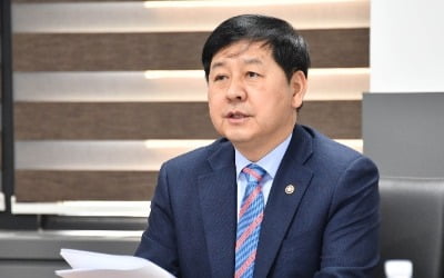 정부 "소재·부품·장비 R&D 예산 아낌없이 지원"