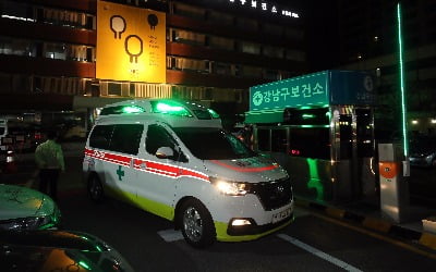 출근하고 외식하고…강남구, 자가격리 무단이탈 확진자 '고발'