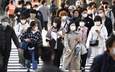 일본 코로나 신규 확진 사흘째 300명대…누적 4500명 넘어