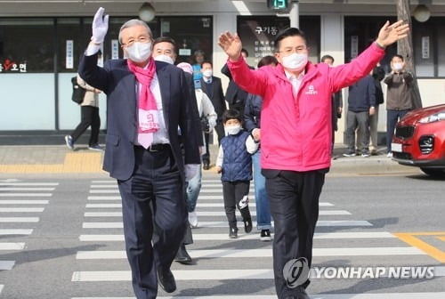 "종로 반드시 탈환"…통합당 '투톱' 첫 합동유세