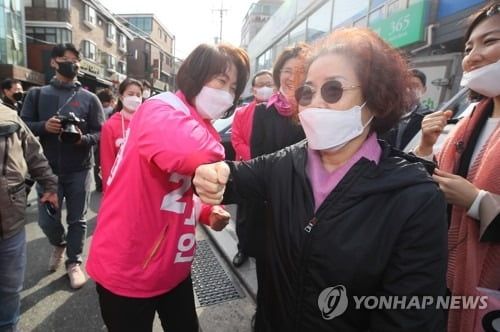 "종로 반드시 탈환"…통합당 '투톱' 첫 합동유세