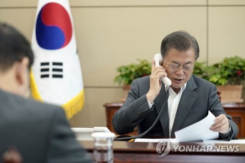 에스토니아 대통령 "사회적 거리두기 등 한국 경험 답습 중"