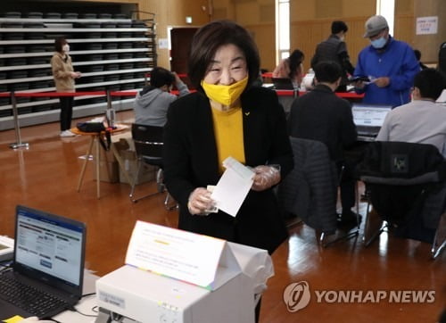 여야, 사전투표 총력전…차명진 막말 후폭풍·n번방 공작설 공방