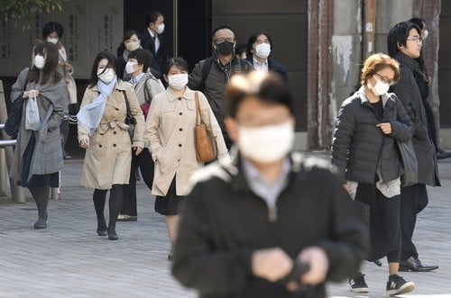 일본 코로나19 검사실태…"죽을 정도로 괴로워야 검사"