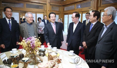 정총리 "위기극복 위한 사회적대화 필요성에 노사 모두 공감"