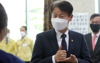 "코로나19 의료체계 재정비해야…대형-중소병원 역할 분담"