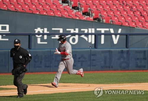 SK 최정, 히팅 포인트 수정 대성공…"전지훈련 효과"