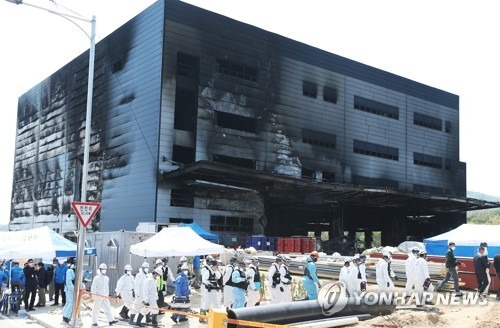 이천 화재 1차 현장감식 마무리…"지하2층 잔해물로 감식 지체"