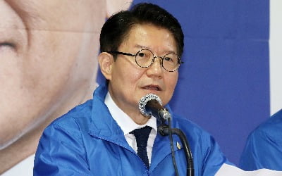 與비례당 대표 "무소불위 윤석열, 촛불시민이 당신 거취 묻는다"