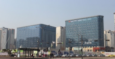 10년 넘게 버려졌던 땅, '알파돔시티'가 이제는 카카오,네이버가 먼저 찾는 '판교의 심장'된 이유