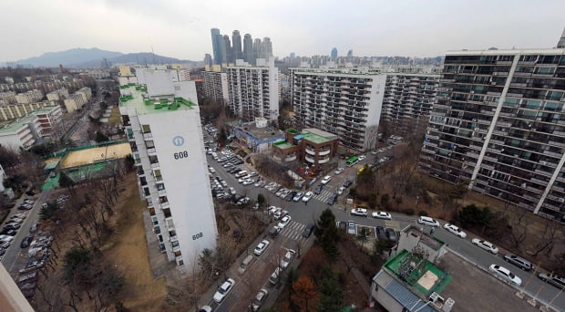 통합재건축을 추진하고 있는 서울 개포동 개포주공6·7단지. 한경DB