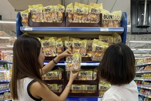 오리온은 지난해 5월 베트남에 출시한 양산빵 '쎄봉'이 1년 만에 판매량 3500만개를 기록했다고 12일 밝혔다. 사진=오리온 제공