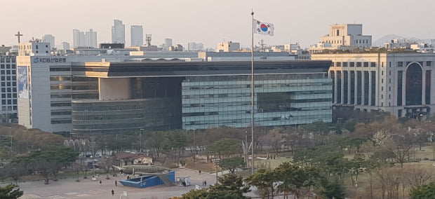 [단독] 산업은행, 사외이사 교체 열흘 앞두고도 임추위 안꾸려