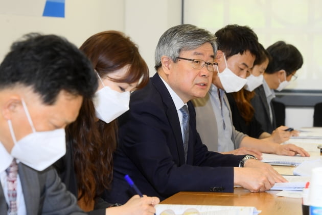 고용안전망 확대를 위한 예술인 간담회