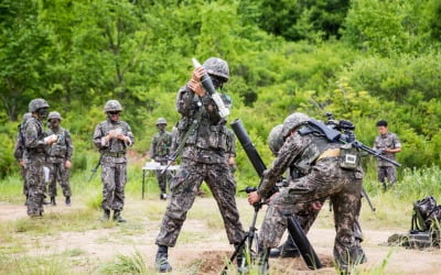 훈련 중 박격포 1km 빗나가 야산서 폭발…軍, 5일간 '쉬쉬'