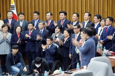 [종합] 한국당, 통합당과 합당 결의…위성정당 역사 속으로