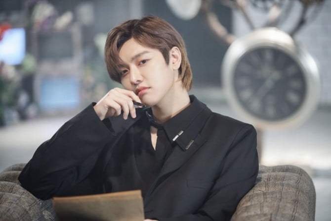크로스진 출신 신원호, ’Trust Me’ 두 번째 티저 이미지 공개