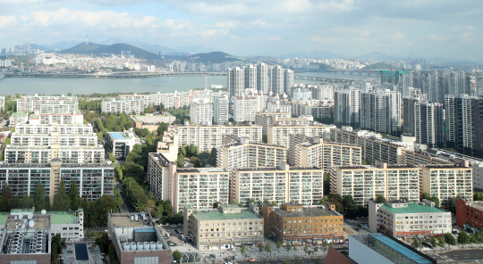 경기 급락하면 강남 집값이 떨어진다?…‘환금성의 역설’일 뿐