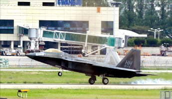 美 최첨단 전투기 'F-22 랩터' 훈련 중 추락…인명 피해 없어