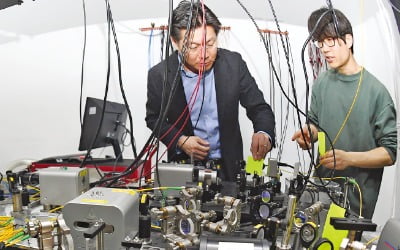 양자컴퓨터가 뭐길래…구글·MS·삼성전자도 개발 참여
