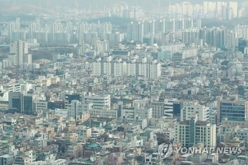 서울 집값 열달 만에 내렸다…코로나·대출 중단·보유세 여파